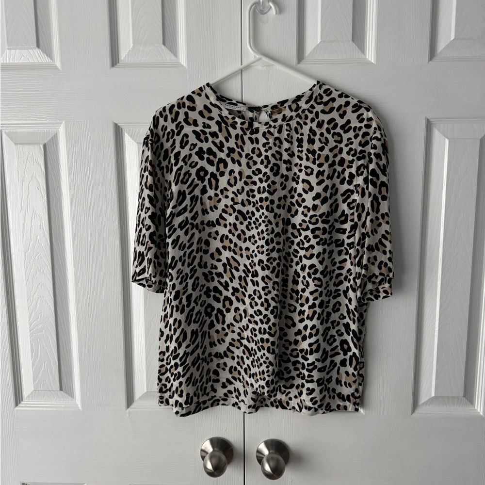 Equipment Femme 100% Silk Leopard Print Blouse Black Tan White Large